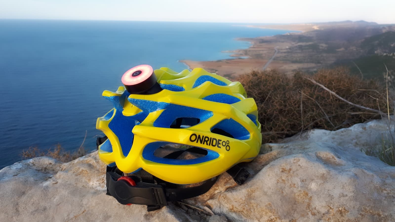 Onride Donut, Onride пончик, велосипедне світло купити, заднє велосипедне світло, задній вогник, маячок для собаки, маячок для велосипеда, маячок на рюкзак