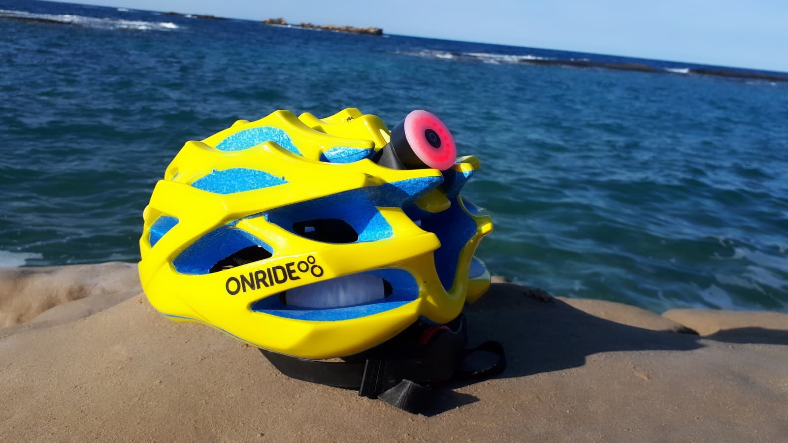 Onride Donut, Onride пончик, велосипедне світло купити, заднє велосипедне світло, задній вогник, маячок для собаки, маячок для велосипеда, маячок на рюкзак