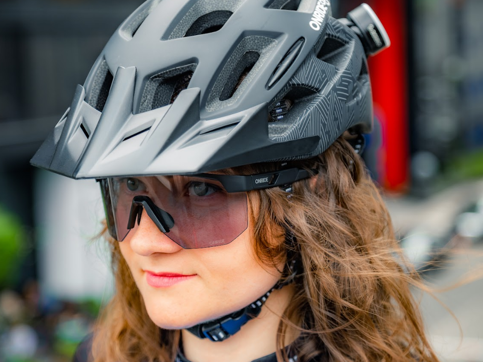 Окуляри ONRIDE Obsession матово чорні з лінзами Photochromic