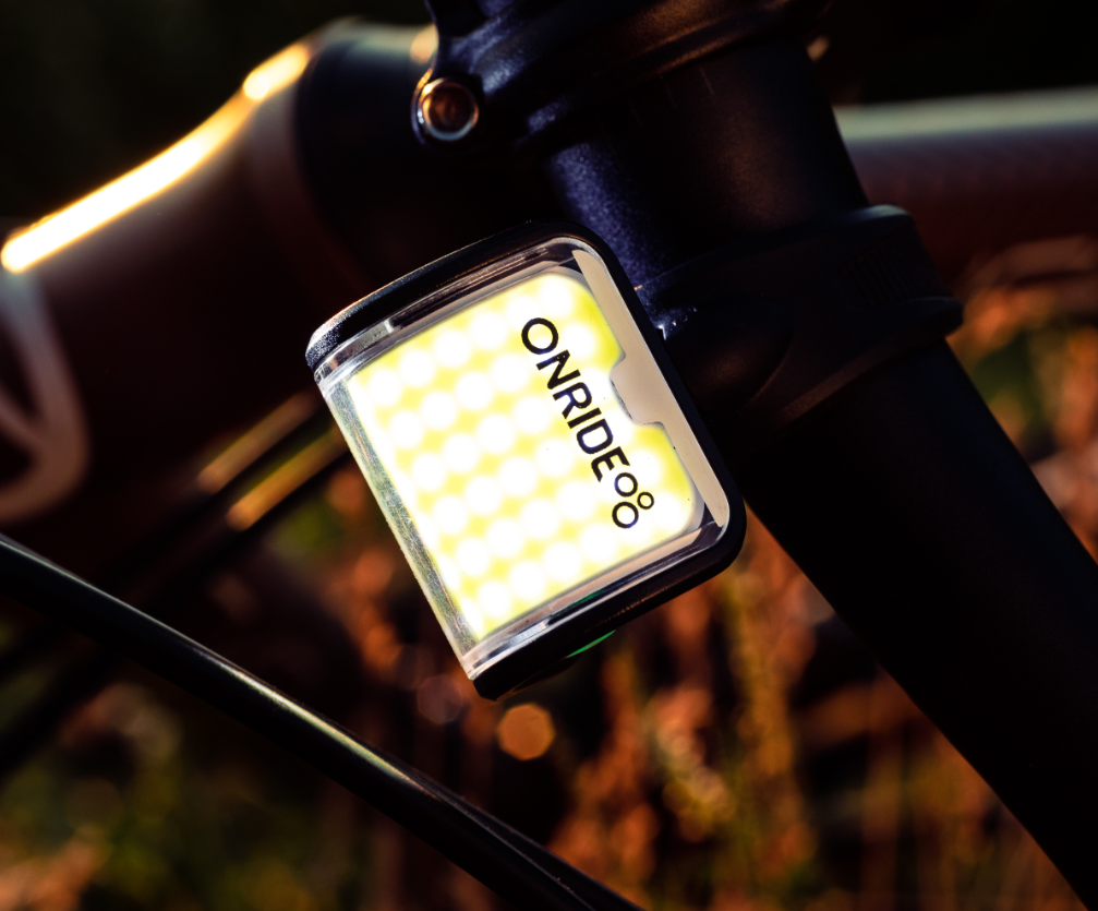 габаритне велосвітло переднє ONRIDE Crown 20